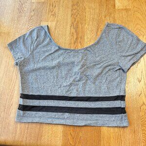 H&M Divided Gray Crop Top Size Medium